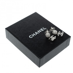 Pre Owned أقراط شانيل CC كريستال مرصع فضي اللون متدلية