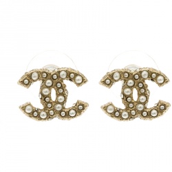 Pre Owned Chanel CC Faux Pearl Crystal Gold Tone Stud Earrings