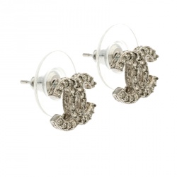 مملوكة مسبقًا Chanel CC Crystal Silver Tone Mini Stud Earrings