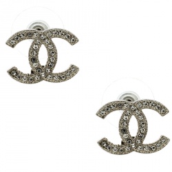 مملوكة مسبقًا أقراط شانيل CC كريستال فضية اللون
