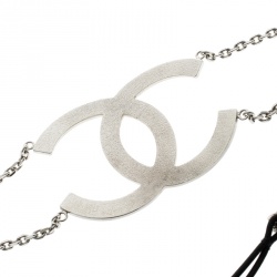 Pre Owned Chanel CC Crystal Embellished Silver Tone Headband