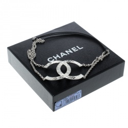 Pre Owned Chanel CC Crystal Embellished Silver Tone Headband