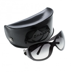 مملوكة مسبقًا نظ ارة شمسية شانيل شيلد زهور كاميليا 6032 متدرجة سوداء/ رمادية