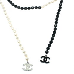 مملوكة مسبقًا Chanel Faux Pearl & Black Beads String Wrap Around Necklace