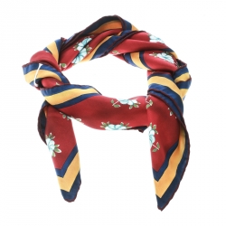 مملوكة مسبقًا Chanel Shaded Red Floral and CC Print Silk Square Scarf