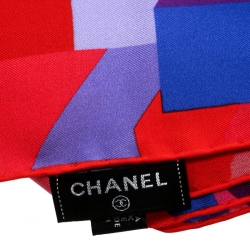 مملوكة مسبقًا وشاح شانيل حرير مطبوع داتا سنتر متعدد الألوان مربع