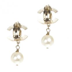 Pre Owned Chanel CC Pearl Earrings