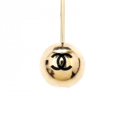 مملوكة مسبقًا بروش شانيل أزرق كاميليا تويد ذهبي اللون