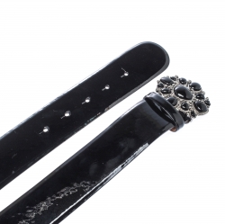 مملوكة مسبقًا Chanel Black Patent Leather Embellished Buckle Belt 80cm