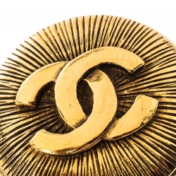 Pre Owned Chanel Vintage CC Gold Tone Pin Brooch 