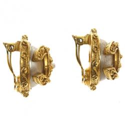 Pre Owned Chanel Pearl CC Logo Studded Clip On Earrings