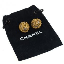 Pre Owned Chanel Pearl CC Logo Studded Clip On Earrings
