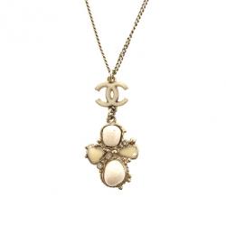 Pre Owned Chanel CC White Pendant Necklace