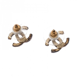 مملوكة مسبقًا Chanel CC Metallic Enamel Coated Twisted Gold Tone Earrings