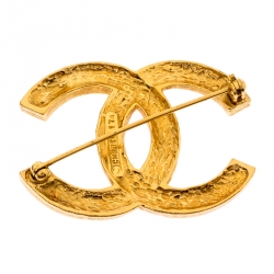 مملوكة مسبقًا Chanel CC Crystal Gold Tone Pin Brooch