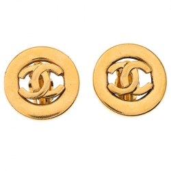 مملوكة مسبقًا Chanel Vintage CC Gold Tone Clip On Earrings