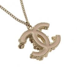 مملوكة مسبقًا Chanel CC Crystal Signature Floral Pendant Necklace