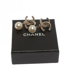 Pre Owned Chanel CC Faux Pearl Gold Tone Clip-on Drop Earrings