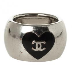 Pre Owned Chanel CC Black Heart Silver Tone Ring Size 52.5