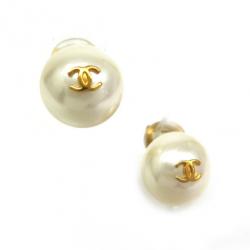 مملوكة مسبقًا Chanel Artificial Pearl Earrings