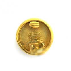 مملوكة مسبقًا Chanel Button Earrings