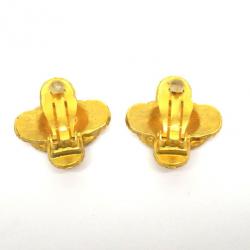 مملوكة مسبقًا Chanel Vintage Engraved Gold Tone Earrings