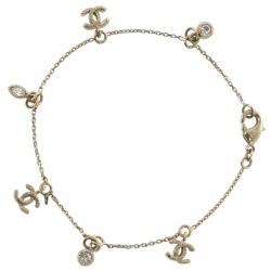 Pre Owned Chanel CC Logo Charms Bracelet