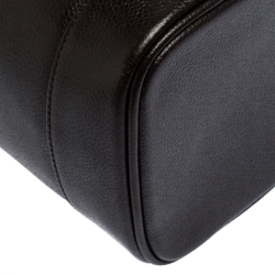 مملوكة مسبقًا حقيبة شانيل "فانيتي" شكل علبة جلد كافيار بني داكن