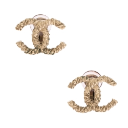 مملوكة مسبقًا Chanel CC Rope Twist Gold Tone Clip-on Stud Earrings