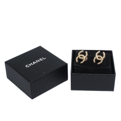 مملوكة مسبقًا Chanel CC Rope Twist Gold Tone Clip-on Stud Earrings