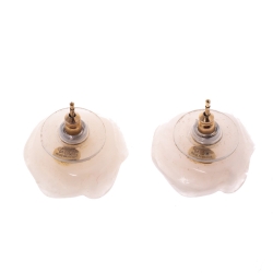مملوكة مسبقًا Chanel CC Camellia White Resin Gold Tone Stud Earrings