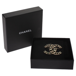 مملوكة مسبقًا Chanel CC Green Enamel Gold Tone Pin Brooch