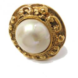 Pre Owned Chanel Pearl Earrings