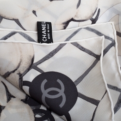 Pre Owned Chanel Cream Camellia Print Silk Square Scarf