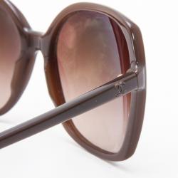 مملوكة مسبقًا Chanel Brown Oval Plastic Sunglasses 