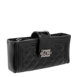 Pre Owned Chanel Black Patent Leather Boy Phone Pouch
