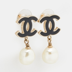 Pre Owned Chanel Black Enamel CC Faux Pearl Drop Earrings