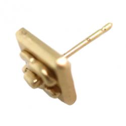 مملوكة مسبقًا حلق مثقوب شانيل مربع قفل دوار شعار CC