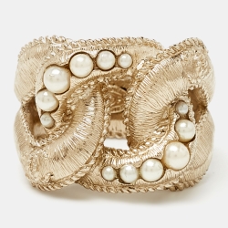 Pre Owned Chanel Pale Gold Tone Faux CC Chain Link Cocktail Ring Size 52.5