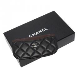 مملوكة مسبقًا محفظة بطاقات شانيل كلاسيك CC جلد أسود مبطن