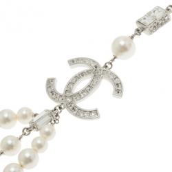 Pre Owned عقد حزام شانيل باللؤلؤ و فيونكة كريستال