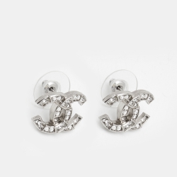 مملوكة مسبقًا Chanel CC Crystals SIlver Tone Earrings