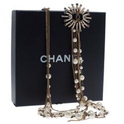 Pre Owned عقد طويل شانيل متعدد كريستال أسود لؤلؤي وأبيض