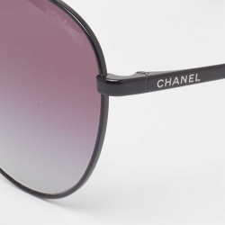 مملوكة مسبقًا Chanel Black Gradient 4279-B Aviators Sunglasses