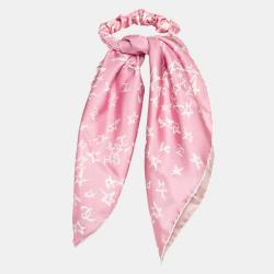 Pre Owned Chanel Pink Stars Print Silk Scarf with Hair Band