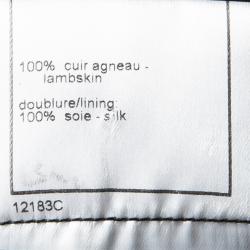 مملوكة مسبقًا معطف شانيل صدر مزدوج جلد خروف أسود M