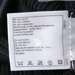 Pre Owned فستان شانيل بلا أكمام تفاصيل أزرار كتف تريكو أسود M