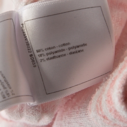 مملوكة مسبقًا تي شيرت شانيل تيري وردي فاتح رقبة مستديرة M