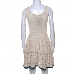 Pre Owned فستان شانيل بلا أكمام تريكو كروشيه مزيج حرير كريمي M