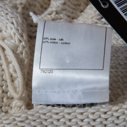 Pre Owned فستان شانيل بلا أكمام تريكو كروشيه مزيج حرير كريمي M